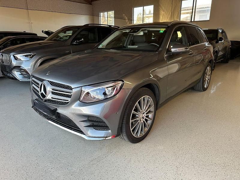 Gebraucht Mercedes GLC250 AMG 204 PS (150 kW) 2017 Grau SUV