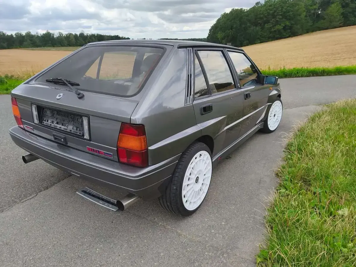 Gebraucht Lancia Delta 181 PS (133 kW) 1988 Grau Kleinwagen