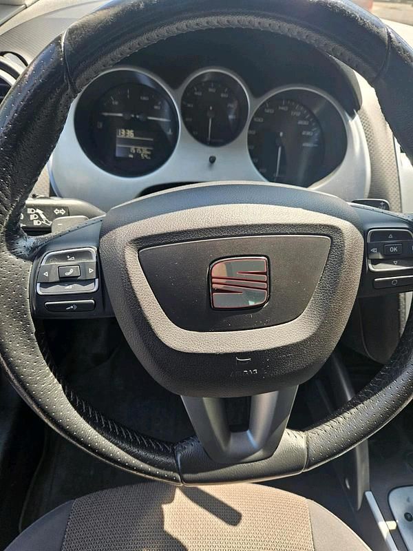 Silber Gebraucht 2010 Seat Altea XL Van / Kleinbus | 4.800 € (Fairer Preis) - Bild 1/4