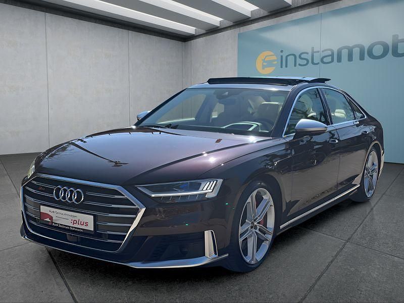 Rot Gebraucht 2020 Audi S8 Limousine | 79.799 € (Teuer) - Bild 1/4