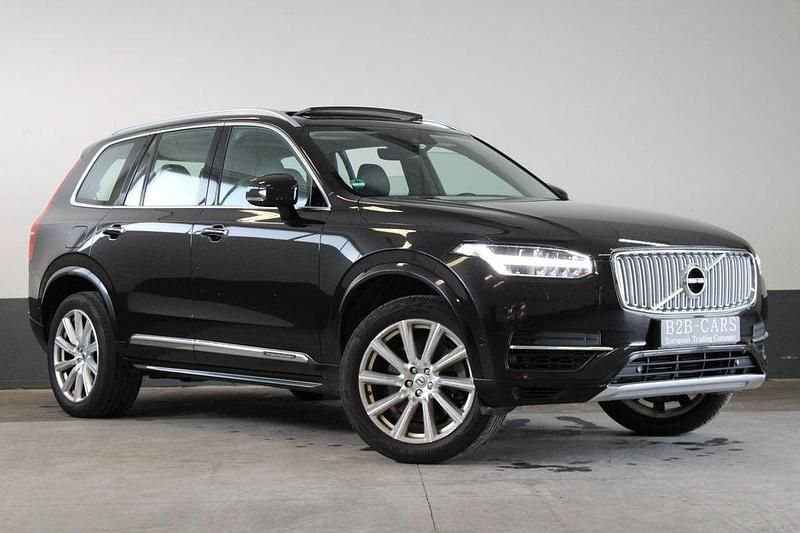 Schwarz Gebraucht 2015 Volvo XC90 Inscription SUV | 17.500 € (Fairer Preis) - Bild 1/4