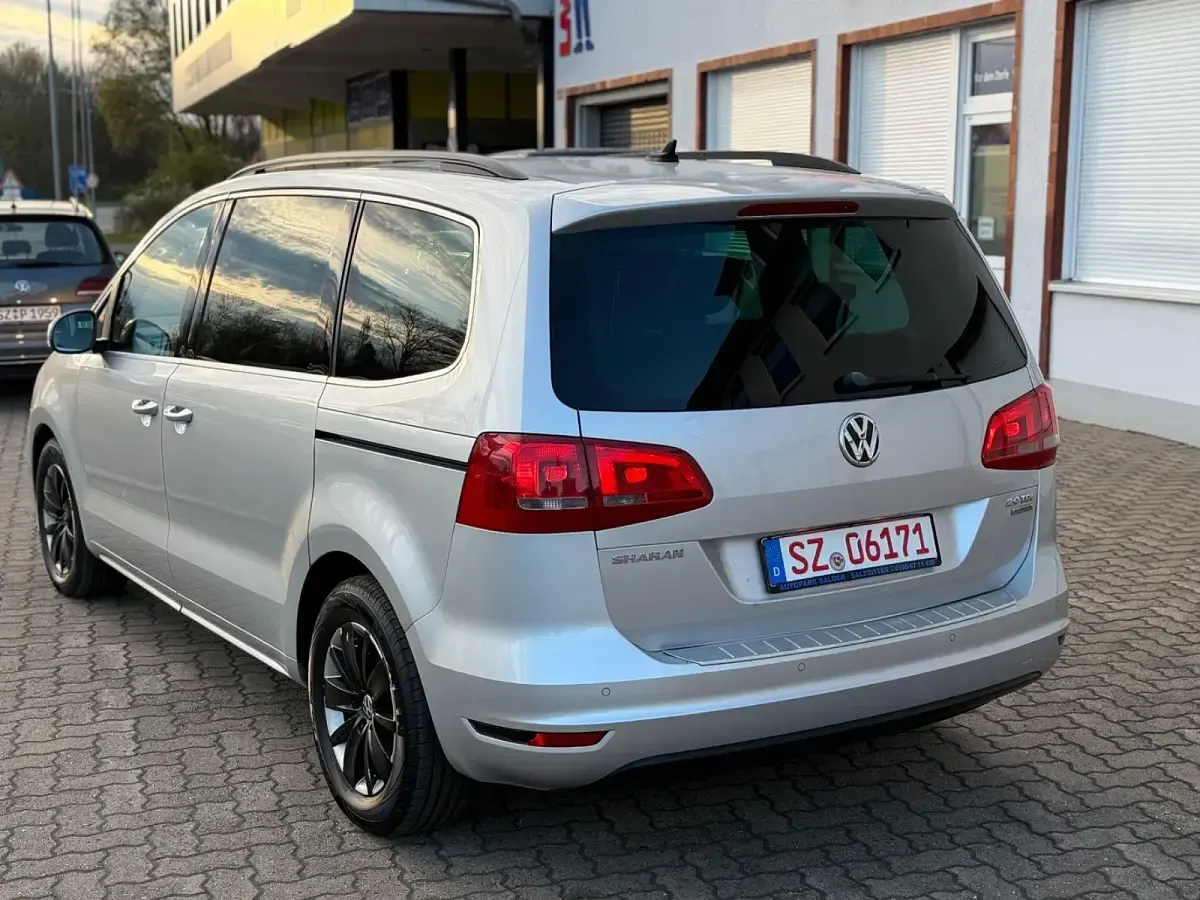 Gebraucht VW Sharan 170 PS (125 kW) 2011 Silber Van / Kleinbus