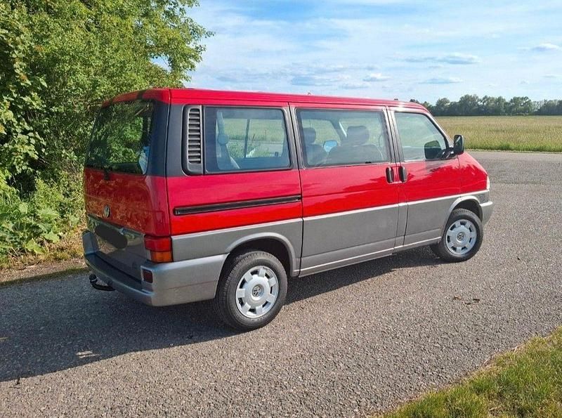 Gebraucht VW Multivan 102 PS (75 kW) 1998 Rot Van