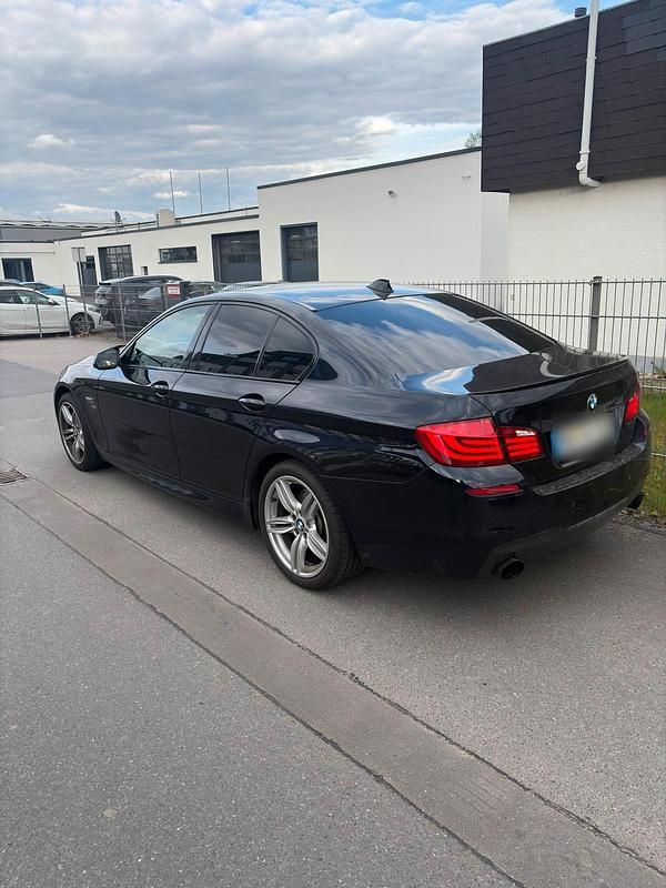 Second-hand BMW 535 306 CP (225 kW) 2011 Negru Berlinǎ