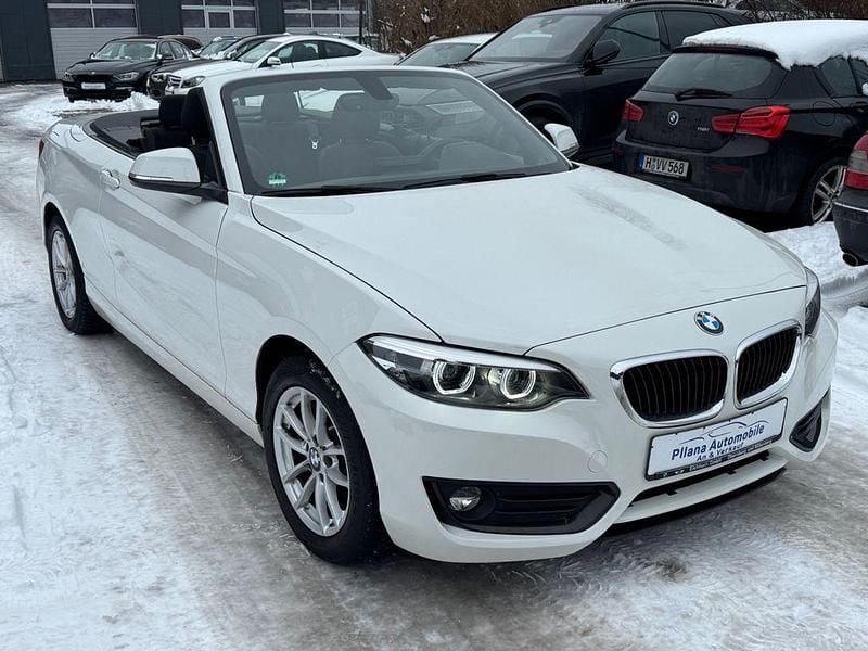 Weiß Gebraucht 2018 BMW 218 Sport Line Cabrio | 14.999 € (Superpreis) - Bild 1/4