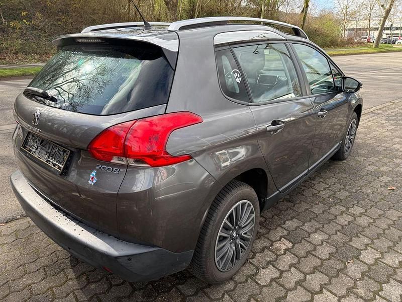Gebraucht Peugeot 2008 Active 82 PS (60 kW) 2016 Grau SUV
