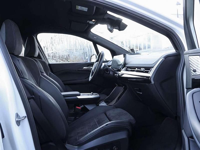 Gebraucht BMW 220 170 PS (125 kW) 2025 Alpinweiß uni Van / Kleinbus