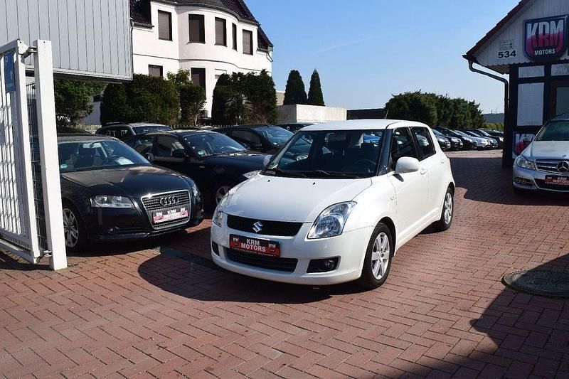 Gebraucht Suzuki Swift 92 PS (67 kW) 2008 Weiß Kleinwagen