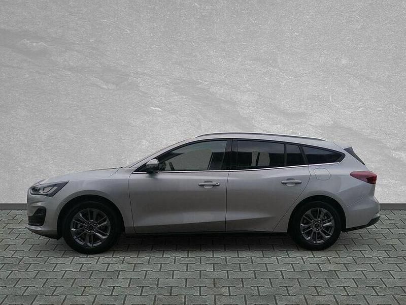 Neu Ford Focus Titanium 155 PS (114 kW) 2025 Moondust silver metallic Limousine