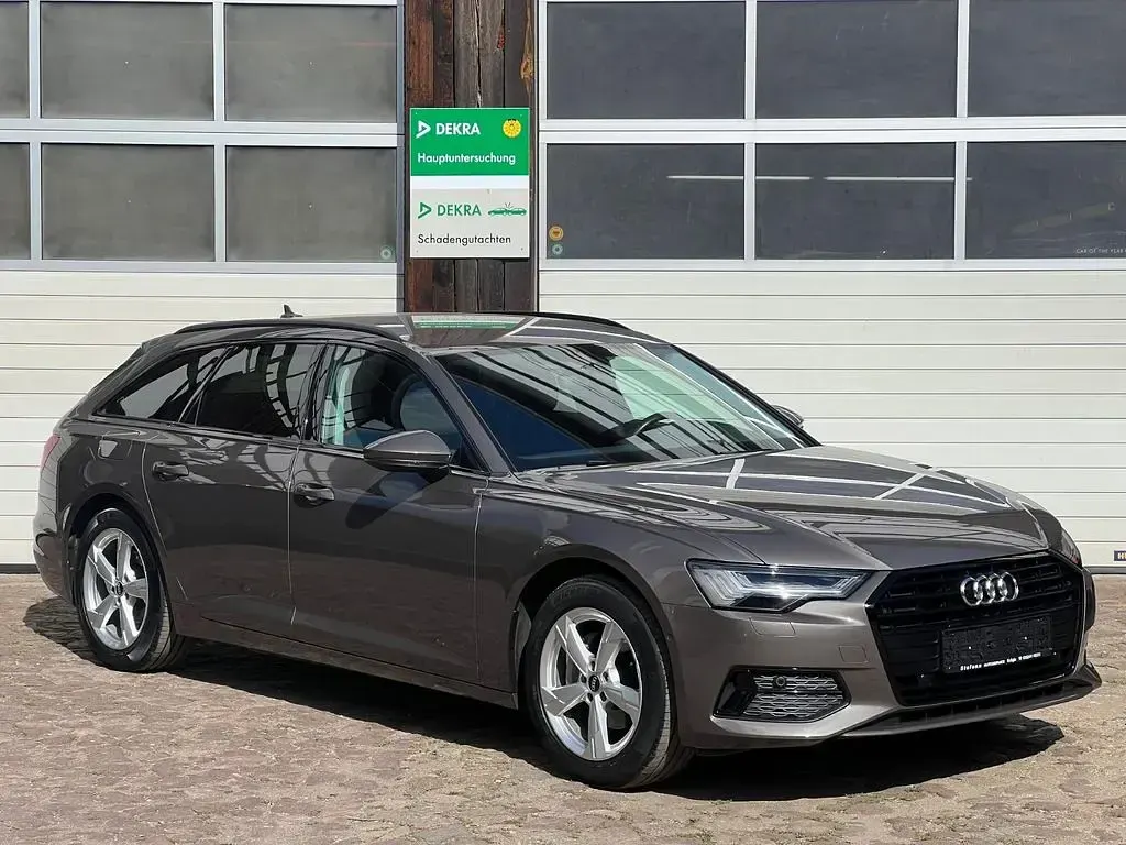 Gebraucht Audi A6 Sport 204 PS (150 kW) 2020 Sohobraun Kombi