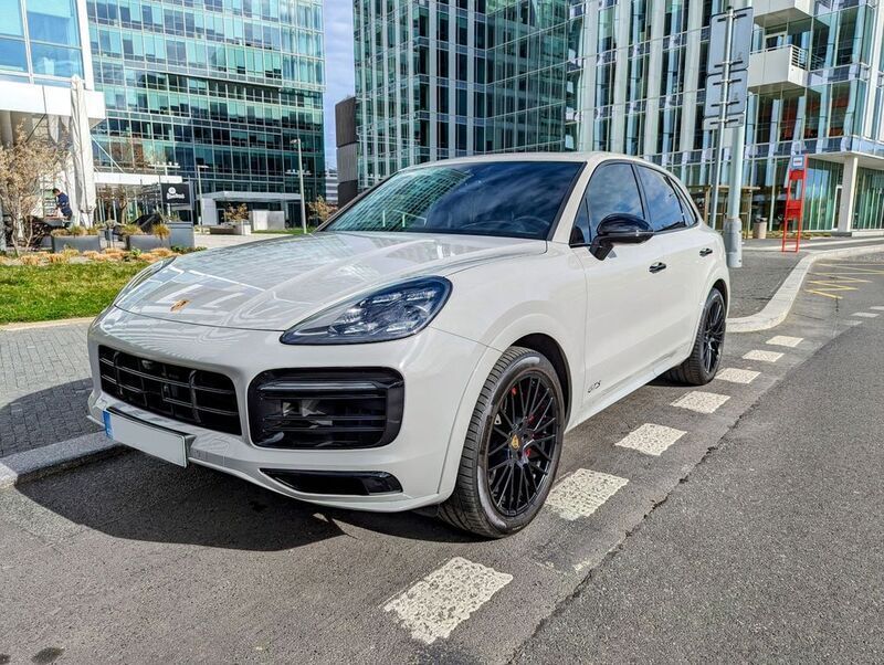 Grau Gebraucht 2022 Porsche Cayenne SUV | 87.790 € (Superpreis) - Bild 1/4