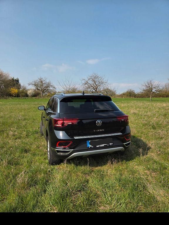 Gebraucht VW T-Roc Style 150 PS (110 kW) 2024 Schwarz SUV