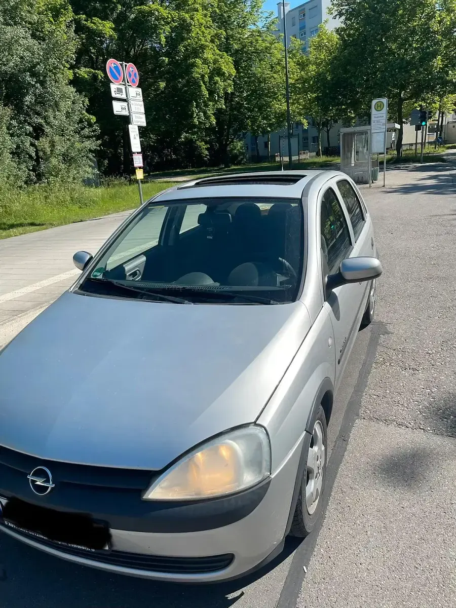 Gebraucht Opel Corsa 75 PS (55 kW) 2001 Silber Kleinwagen