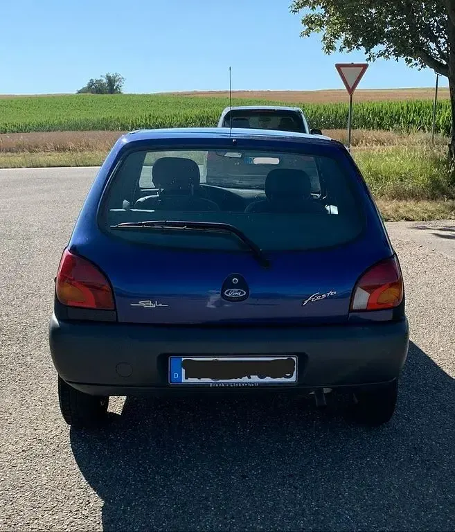 Gebraucht Ford Fiesta Style 75 PS (55 kW) 1999 Blau Kleinwagen