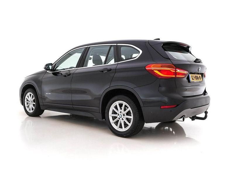 Gebraucht BMW X1 Executive 116 PS (85 kW) 2016 Schwarz SUV
