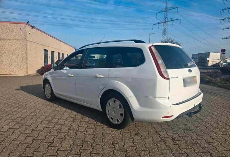 Brugt Ford Focus 128 HK (94 kW) 2009 Hvid Stationcar