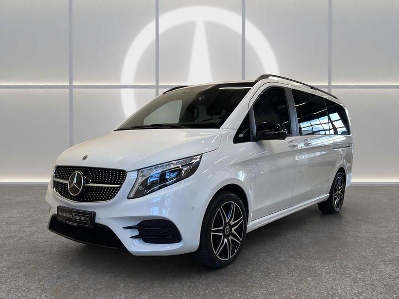 Weiß Gebraucht 2021 Mercedes V300 AMG Van / Kleinbus | 50.830 € (Superpreis) - Bild 1/4