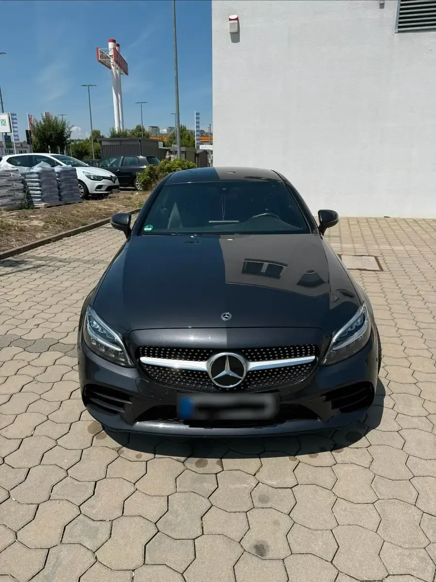 Gebraucht Mercedes C200 AMG line 184 PS (135 kW) 2020 Grau Coupé