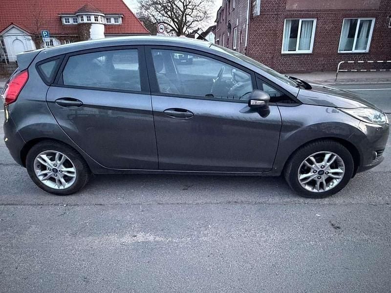 Gebraucht Ford Fiesta 80 PS (58 kW) 2017 Schwarz Kombi
