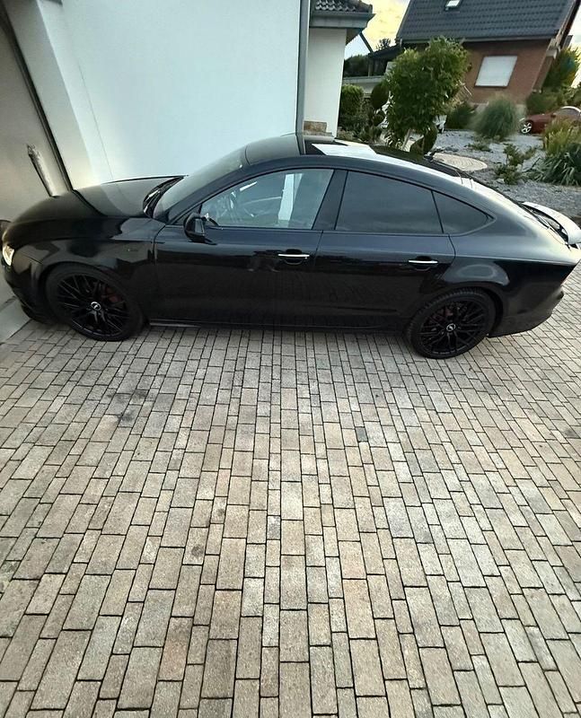Schwarz Gebraucht 2014 Audi A7 Sportback S-Line Kleinwagen | 14.500 € (Superpreis) - Bild 1/4