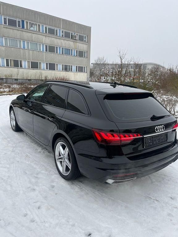 Gebraucht Audi A4 150 PS (110 kW) 2019 Schwarz Kombi