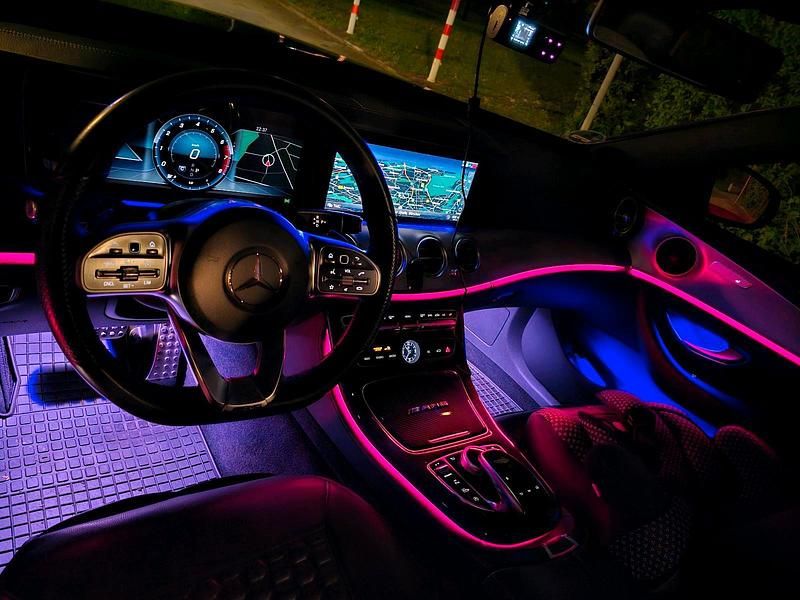 Gebraucht Mercedes E200 AMG line 265 PS (194 kW) 2019 Schwarz Kombi