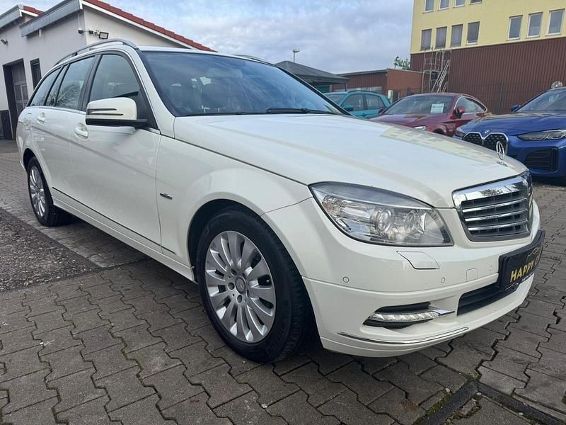 Gebraucht Mercedes C250 204 PS (150 kW) 2010 Weiß Kombi