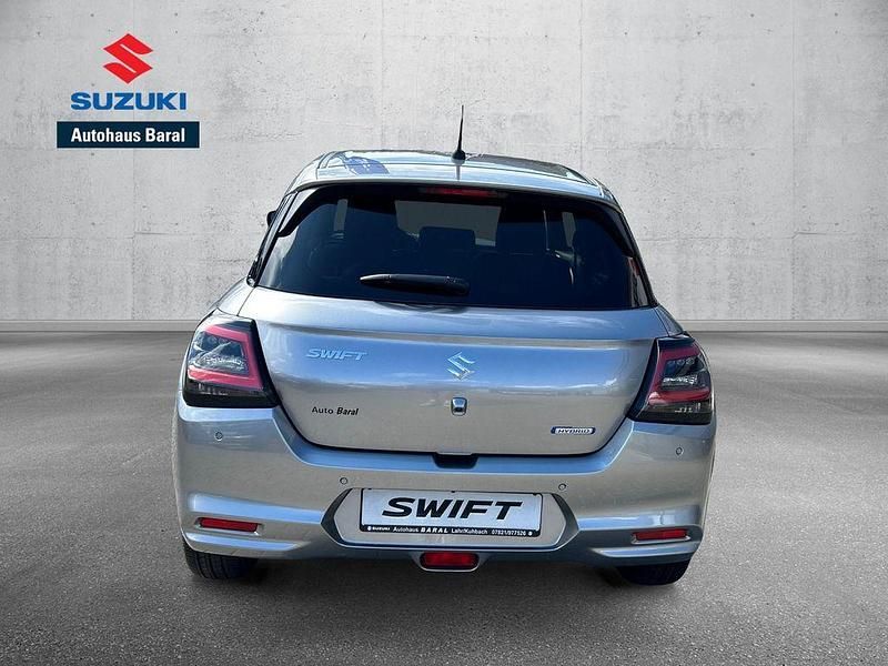 Gebraucht Suzuki Swift Comfort+ 83 PS (61 kW) 2025 Silber Kleinwagen
