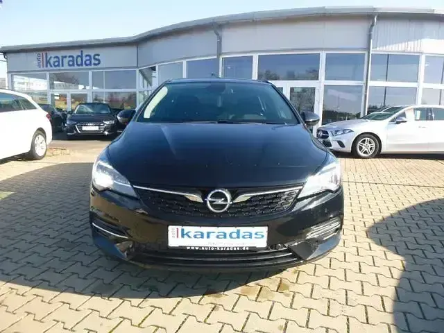 Gebraucht Opel Astra 122 PS (89 kW) 2022 Schwarz Kombi