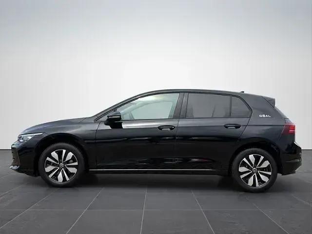 Gebraucht VW Golf VIII Goal 150 PS (110 kW) 2025 Schwarz Limousine