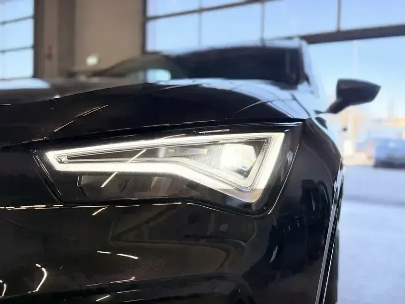 Używany Cupra Ateca 150 KM (110 kW) 2025 Czarny SUV