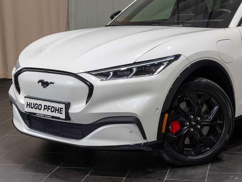 Gebraucht Ford Mustang Mach-E Premium 258 kW (351 PS) 2024 Weiß SUV