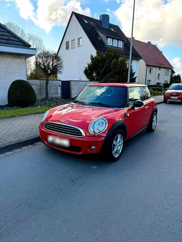 Gebraucht Mini ONE 75 PS (55 kW) 2009 Rot Kleinwagen