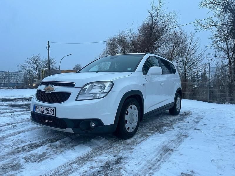 Gebraucht Chevrolet Orlando 163 PS (119 kW) 2012 Weiß Van / Kleinbus