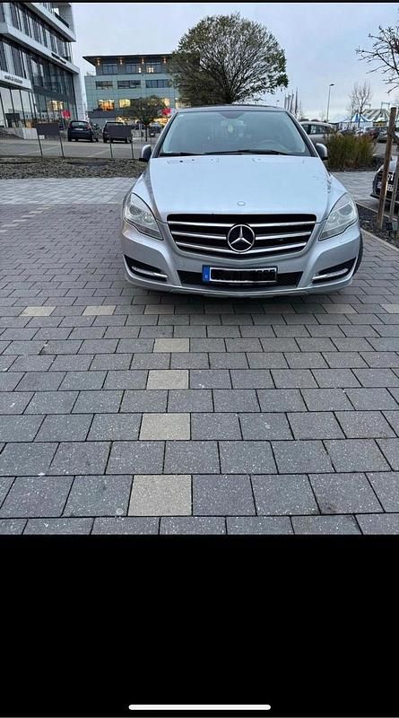 Gebraucht Mercedes R350 265 PS (194 kW) 2011 Silber Van / Kleinbus