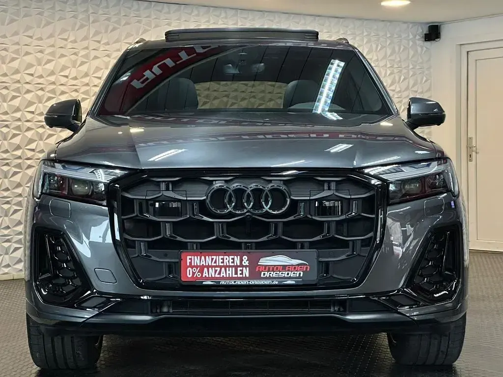 Gebraucht Audi Q7 S-Line 286 PS (210 kW) 2025 Daytonagrau perleffekt SUV