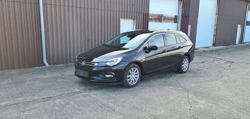 Gebraucht Opel Astra Ultimate 136 PS (100 kW) 2017 Schwarz Kombi