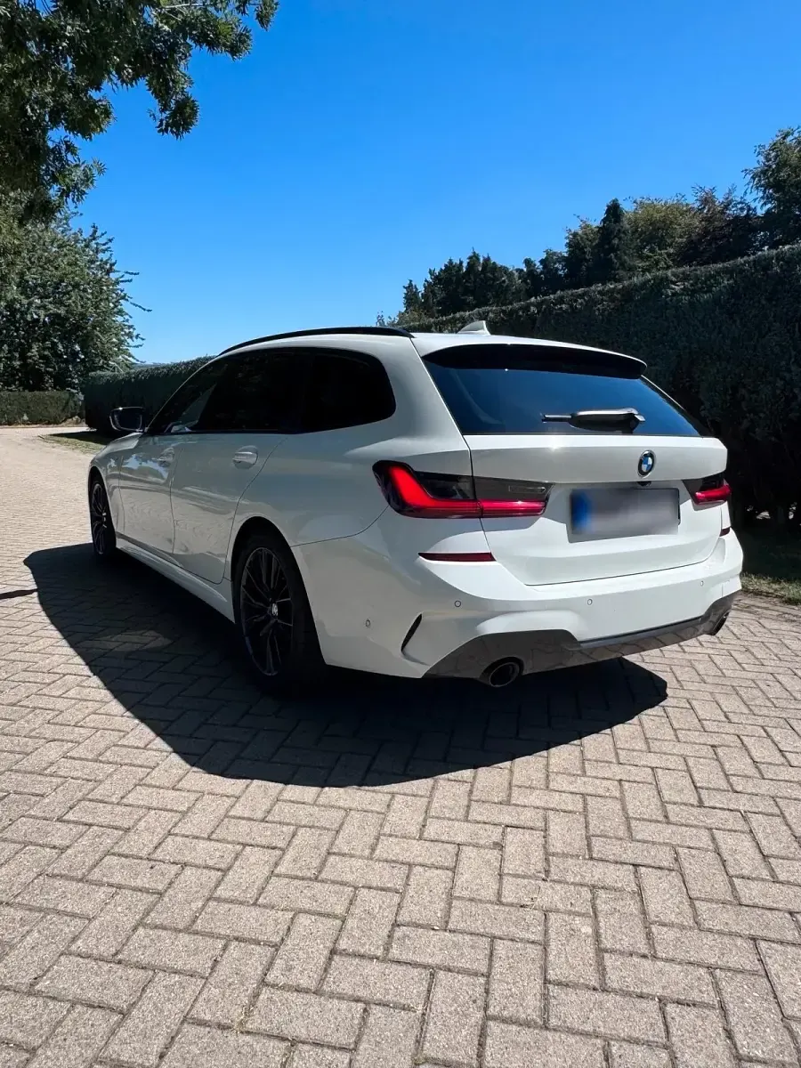 Gebraucht BMW 320 M Sport 190 PS (139 kW) 2020 Weiß Kombi
