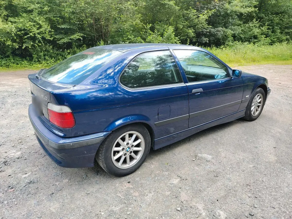 Gebraucht BMW 316 105 PS (77 kW) 2000 Blau Limousine