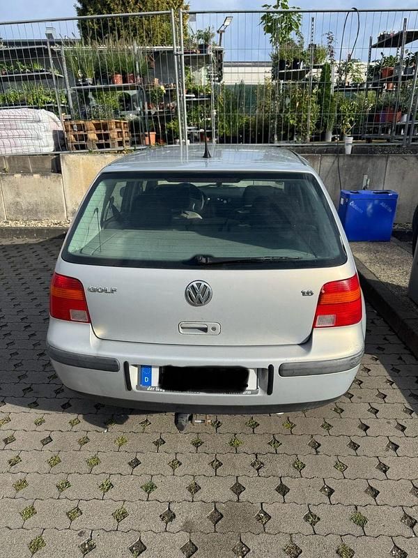 Silber Gebraucht 1998 VW Golf IV Kombi | 1.700 € (Fairer Preis) - Bild 1/4