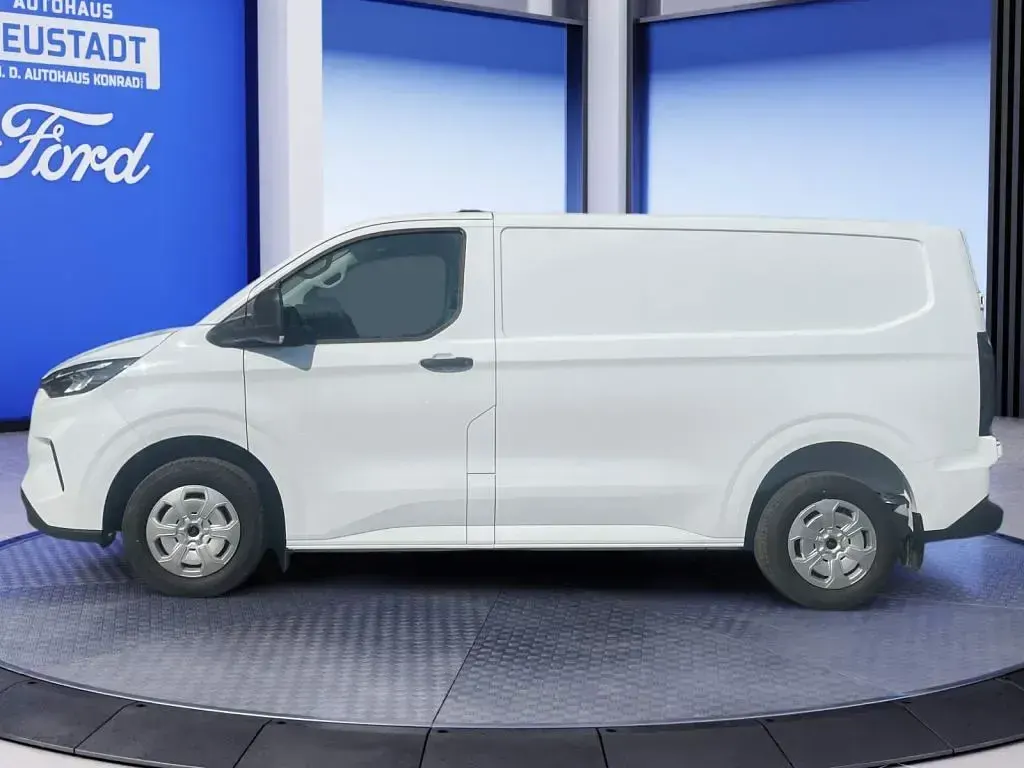 Uusi Ford Transit Custom Trend 136 HP (100 kW) 2026 Valkoinen Nouto