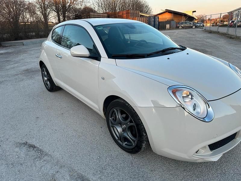 Gebraucht Alfa Romeo MiTo 80 PS (58 kW) 2010 Beige Kleinwagen