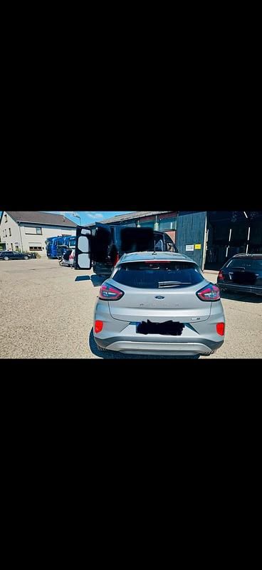 Gebraucht Ford Puma Titanium 125 PS (91 kW) 2022 Grau SUV