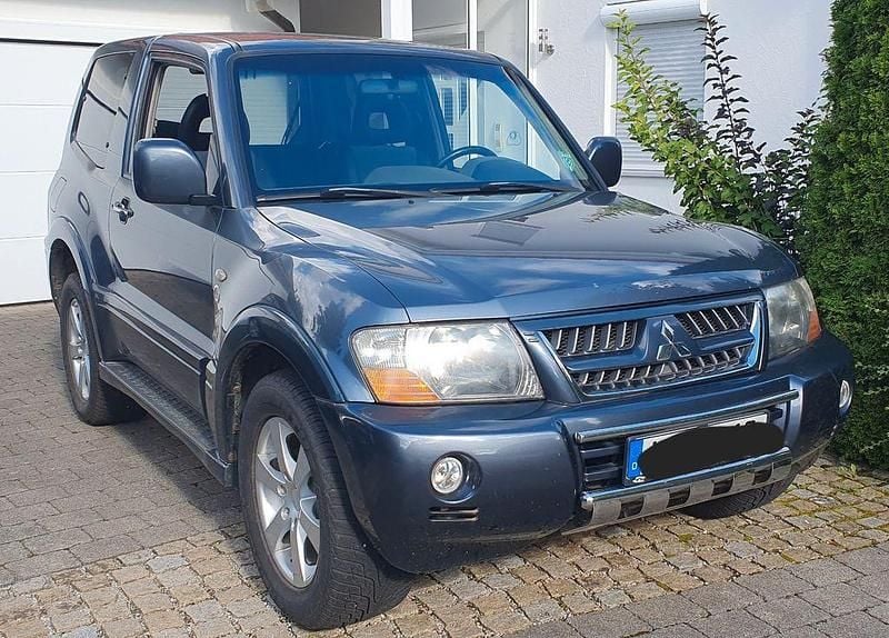 Gebraucht 2005 Mitsubishi Pajero SUV | 6.900 € (Guter Preis) - Bild 1/4
