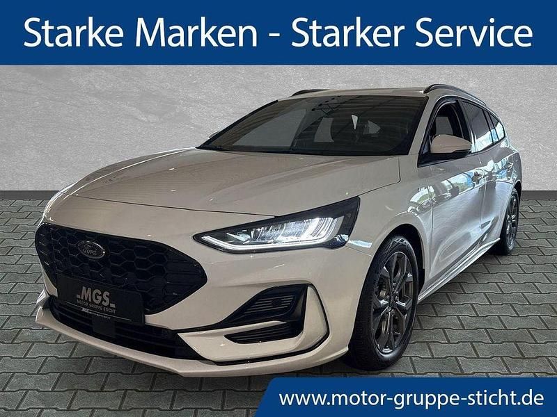 Frozen white Neu 2025 Ford Focus ST-Line Limousine | 25.890 € (Superpreis) - Bild 1/4