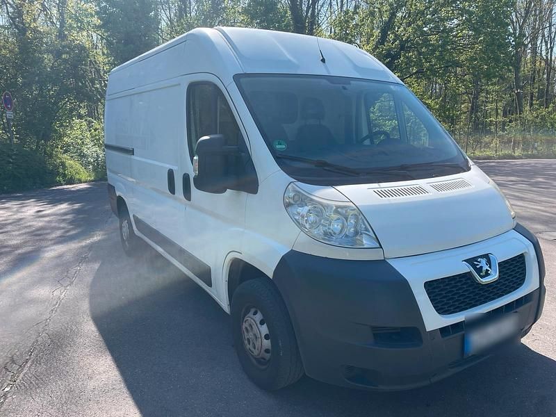 Gebraucht Peugeot Boxer 131 PS (96 kW) 2013 Weiß Van