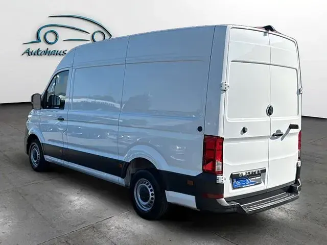 Gebraucht VW Crafter 140 PS (102 kW) 2025 Weiß Van