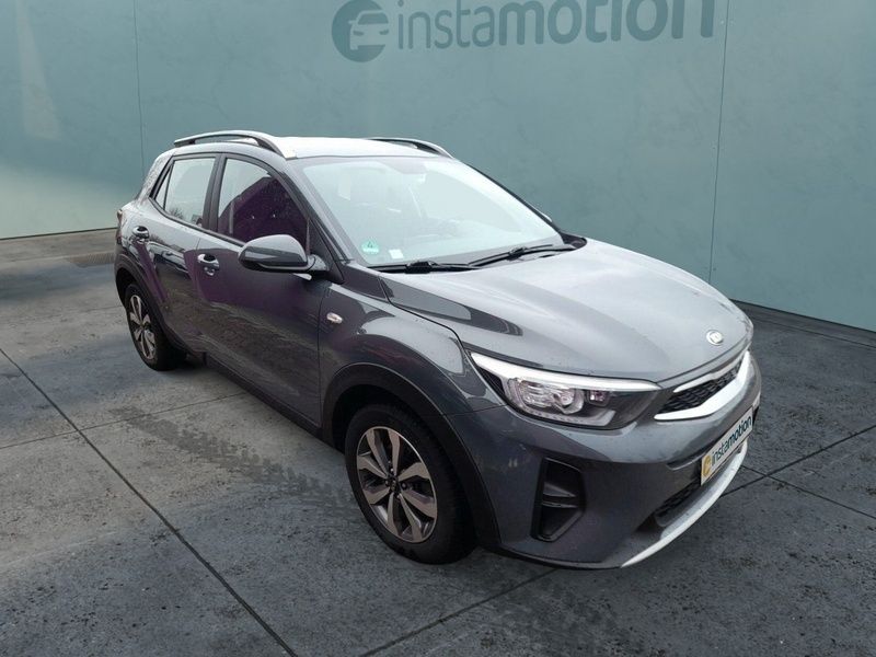 Grau Gebraucht 2021 Kia Stonic SUV | 18.088 € - Bild 1/3