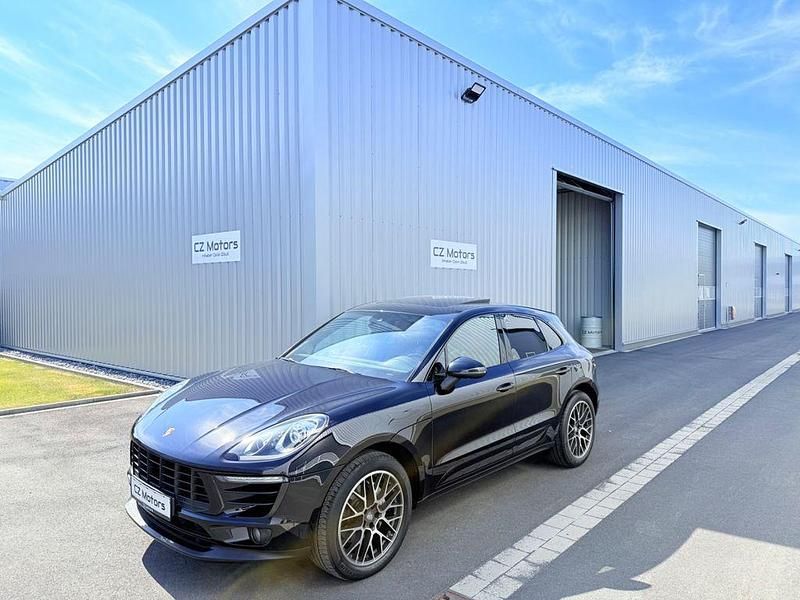 Tiefschwarz metallic Gebraucht 2015 Porsche Macan S SUV | 27.900 € (Fairer Preis) - Bild 1/4