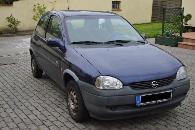 Gebraucht Opel Corsa 54 PS (39 kW) 2000 Blau Kleinwagen